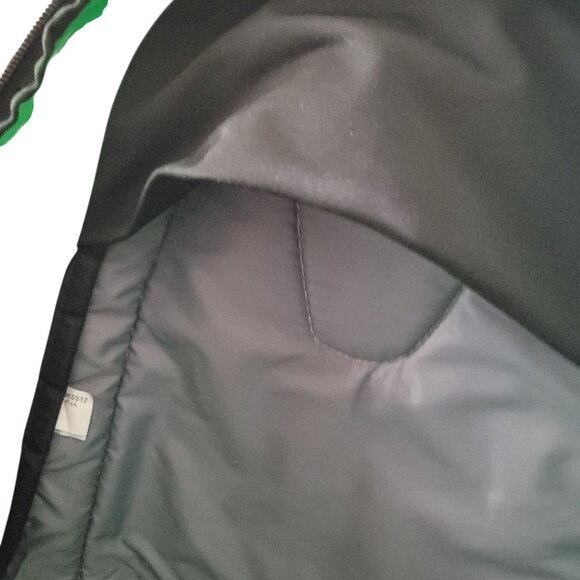 Dakine Transit SS12 Backpack 18L Green & Black Trail Hiking Pockets - Picture 9 of 16